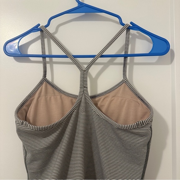 Lululemon Grey White Stripes Power Y Tank Top Size 6 Women’s - Picture 8 of 11